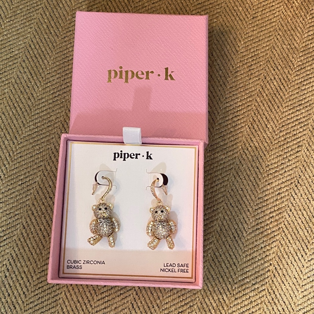 NIB! Piper K Gold Tone Teddy Bear Pave’ Crystal Drop Earrings - Picture 2 of 4
